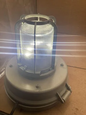 Killark Industrial LED Light; VM1L4530; 45W 50/60Hz T4
