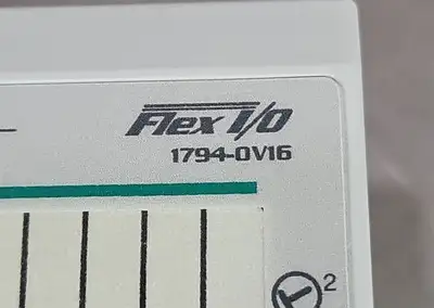 USED Allen-Bradley 24-VDC Sink Output