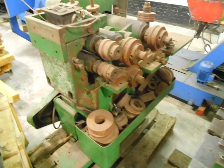 Used DREISTERN FOR MAKING BICYCLE WHEELS Uncoilers | Apt International N.V #373431