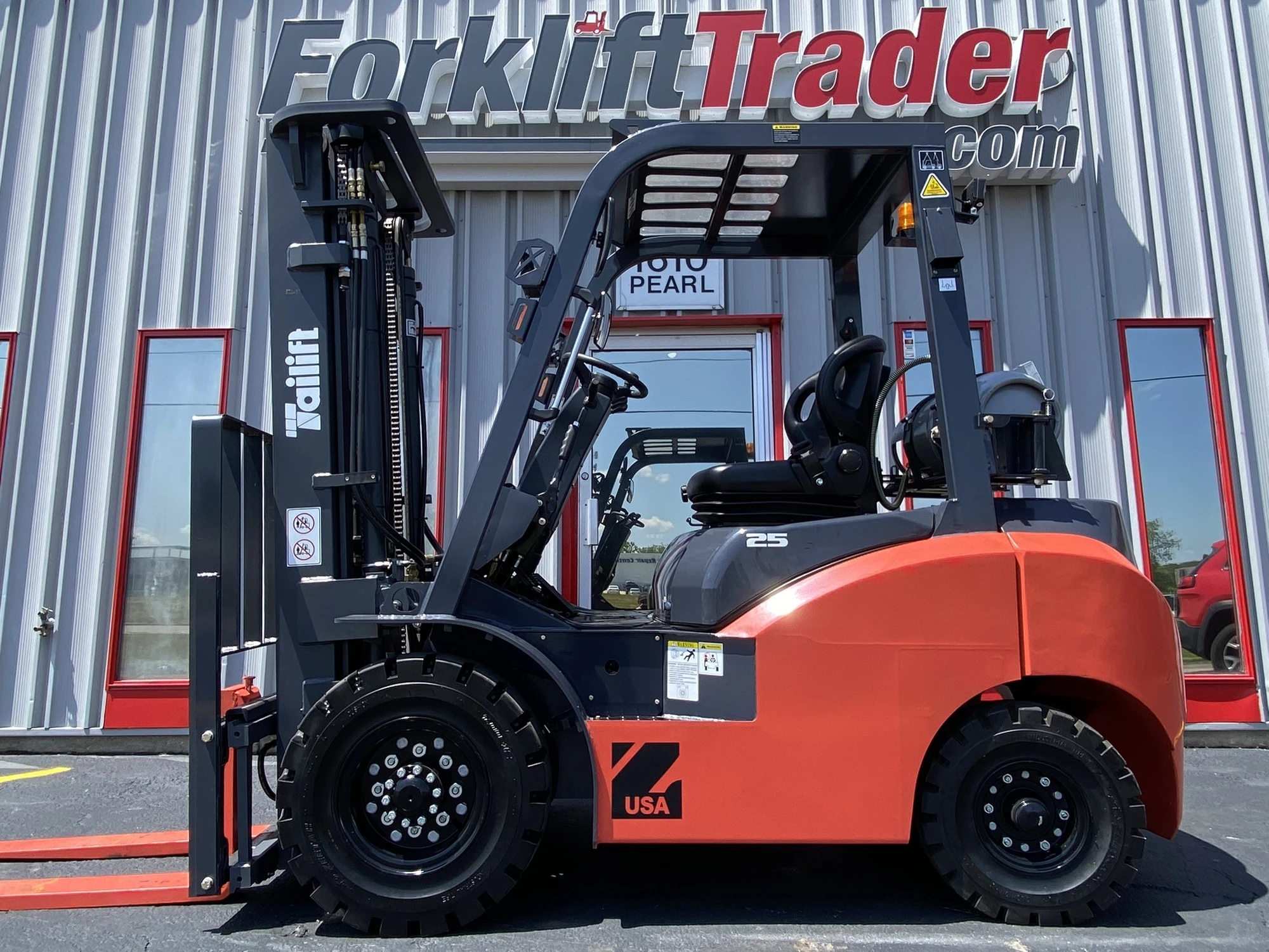 NEW 2025 TAILIFT PFG25