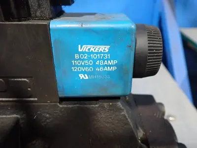 USED VICKERS DG5S83CMFPA5WLB530