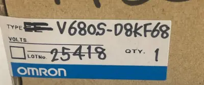 NEW OMRON V680S-D8KF68 RFID TAG V680SD8KF68
