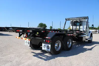 New | in-Stock 2027 PETERBILT 548 Rolloff Trucks Texas US | Roll Off Truck World #1492014