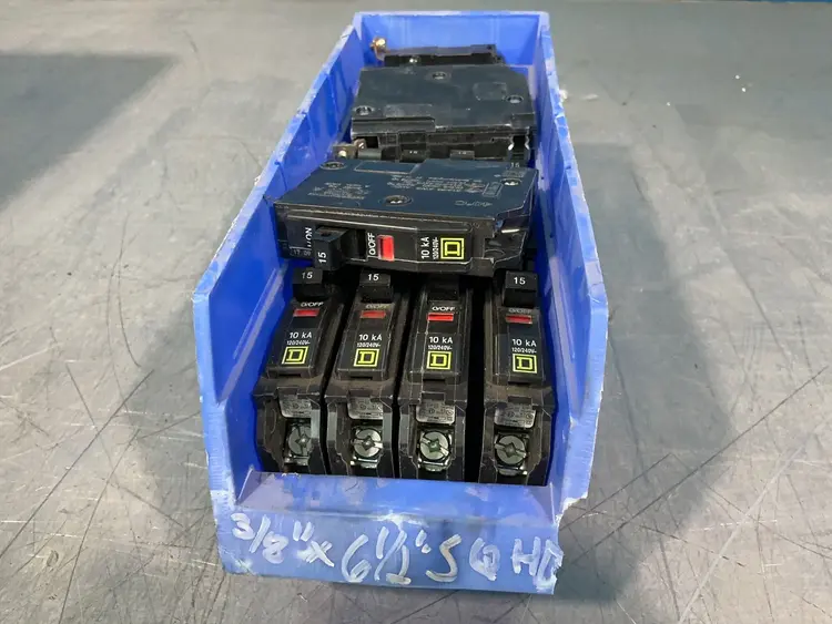 Used SQUARE D _UNKNOWN_ Circuit Breakers Ohio US | HGR 24 #1505775
