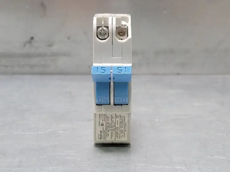 Used FEDERAL PIONEER NC215 Switchgears British Columbia CA | Lenmark #243539