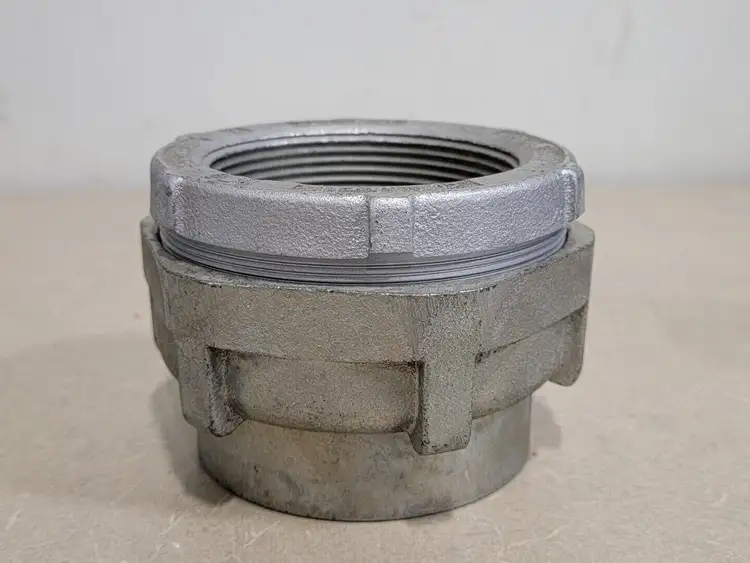 Used CROUSE-HINDS UNF805 Cable & Wire British Columbia CA | Lenmark #253164