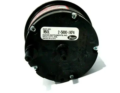NEW DWYER 2-5000-1KPA MINIHELIC II PRESSURE GAGE 250001KPA
