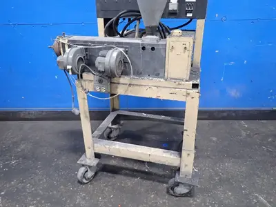 Wayne Machine & Die Co.  Single Screw Extruder