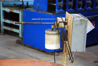 5,000 Lb. INTEK AUTOMATION CONTROLS Pallet Uncoiler