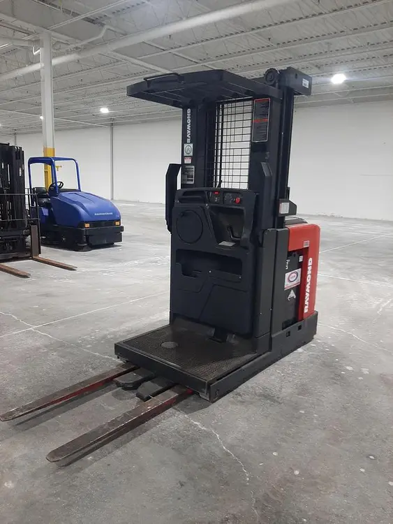 Used 2008 RAYMOND 540 OPC30TT ORDER PICKER Order Pickers | OAK BAY MARKETING #394046