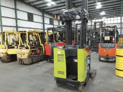 Used 2018 CLARK NPX22 Reach Trucks | Russell Equipment #723991
