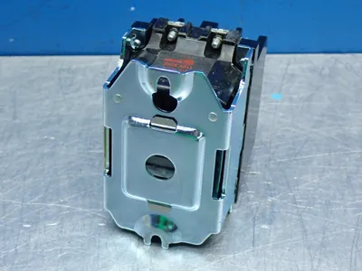 New | in-Stock ALLEN BRADLEY 700N400A1 Relays & Switches Ohio US | HGR 24 #912968