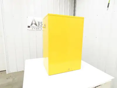 Used AGENT _UNKNOWN_ Biological Safety Cabinets Indiana US | Arrow Industrial #1367470