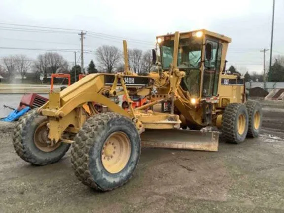 1998 Caterpillar 140HNA