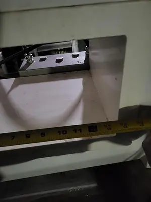 7" tall 13.5" wide safeline metal detector
