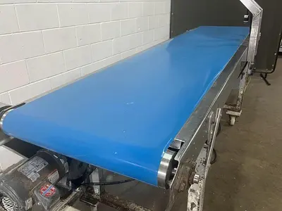 9'6 Straight Conveyor