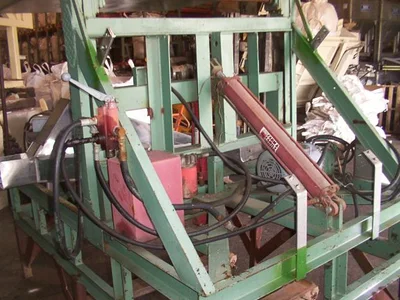 Used _UNKNOWN_ _UNKNOWN_ Bin Dumpers Minnesota US | A&I Equipment #1317415