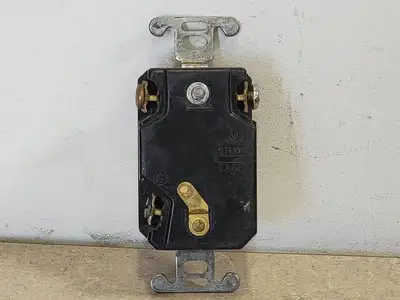 USED P&S NEMA L5-20