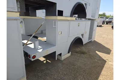 Used _UNKNOWN_ _UNKNOWN_ Service & Utility Trucks Texas US | IRS Auction #1415498