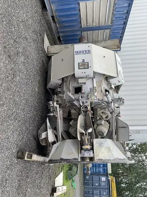 HAVER & BOECKER  6 Nozzle Bagging plant