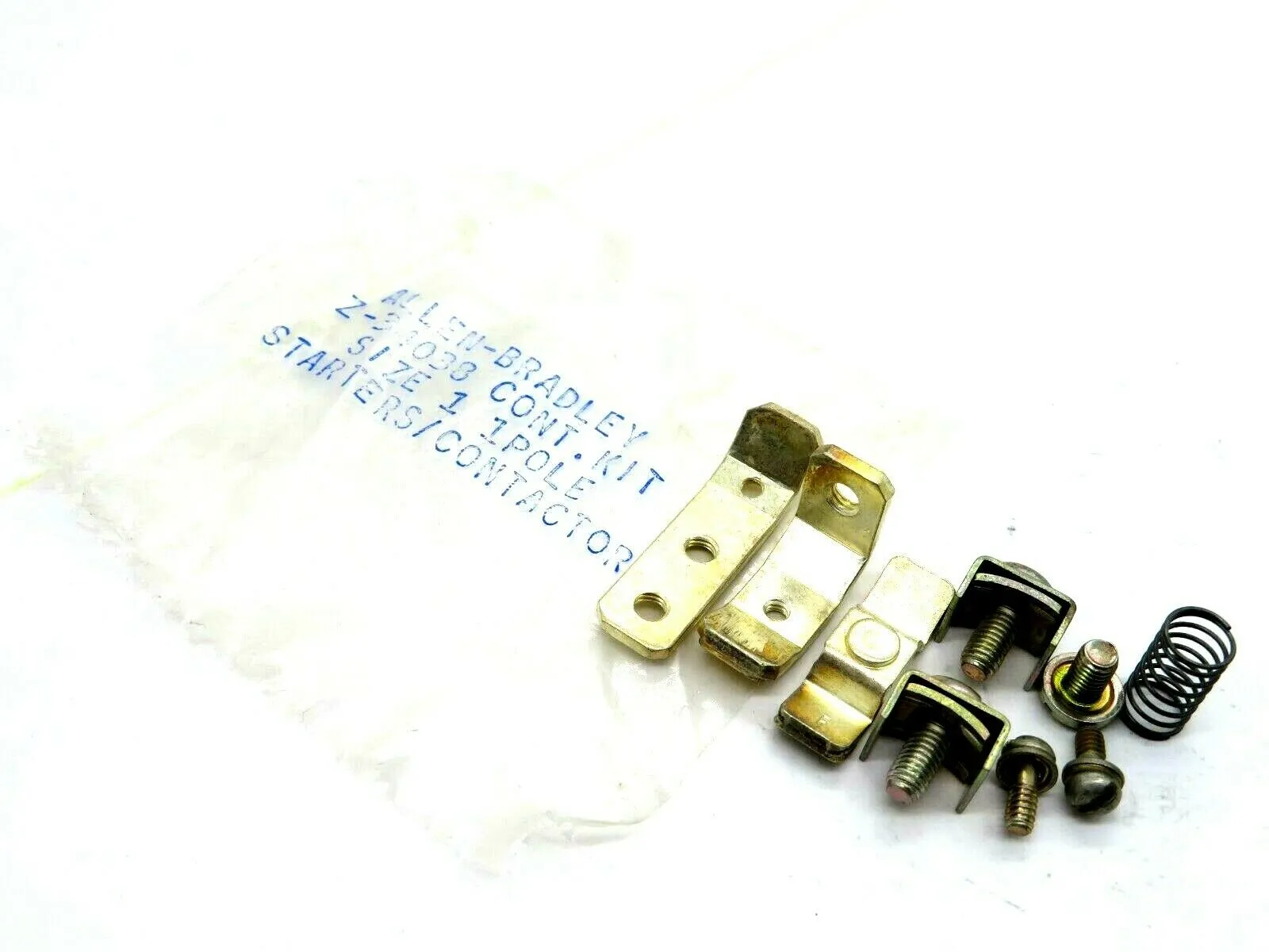 2 NEW ALLEN BRADLEY Z-34038 CONTACT KIT SIZE 1 Z34038