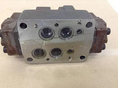 USED VICKERS DG3V76C10JA8Z