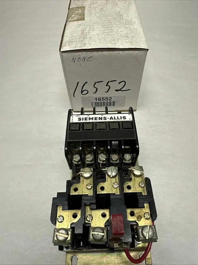 Used SIEMENS XL-O DCO8*H Industrial Controls Ohio US | Surplus Asset Holdings #1235499