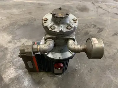 USED HYDRA CELL M03-E