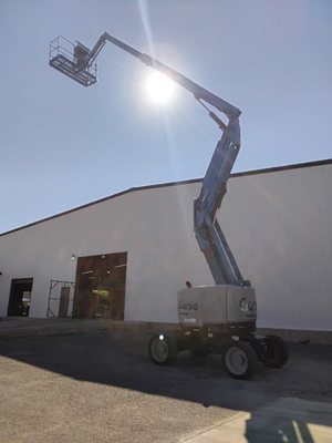 USED 2015 Genie Z-62/40