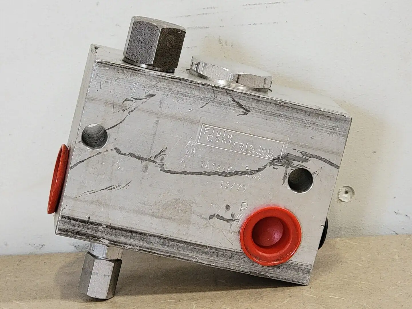 USED FLUID CONTROLS, INC 1A12-F4-40S