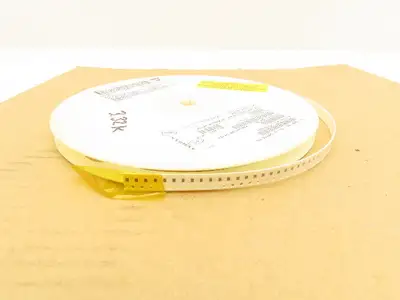 Vishay CRCW08053K32FKEA Chip Resistor Tape And Reel 3.32 kOhms ± 1%  5000 Pcs