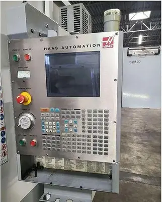 USED 2006 HAAS MDC-500 MILL DRILL CENTER