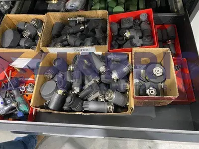 USED 2000 MITSUBISHI ELECTRIC EA22