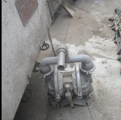 USED WILDEN M400/NE