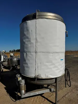 Tank, 1,000 Gallon, Jacketed, Insulated, Bottom Agitated, Stainless Steel, #5991479