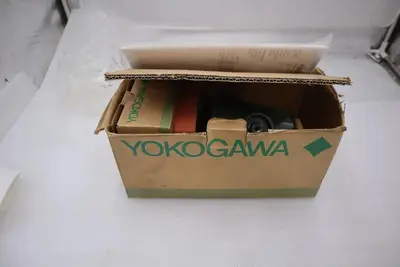 NEW IN BOX YOKOGAWA YTA110-EA2DB/FU1/D2 TEMPERATURE CONTROLLER STOCK H49