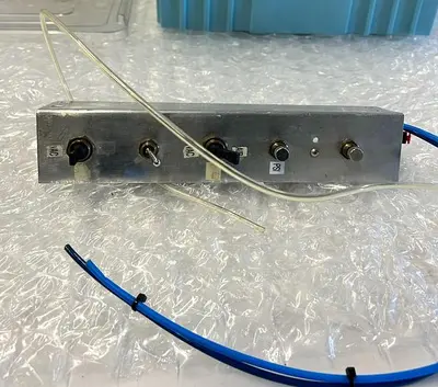GAS DISTRIBUTION BOX