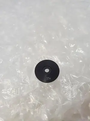 EDMUND OPTICS MOUNTED PRECISION PINHOLE R5000274958-16060