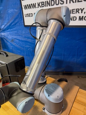 2018 UNIVERSAL ROBOTS UR10 6 Axis Robots | K.B. Industries LLC (9)