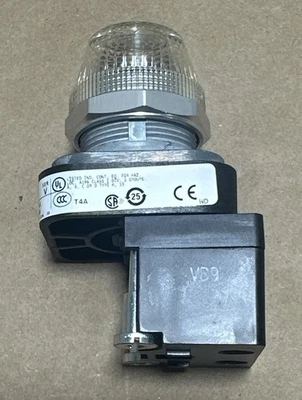 NEW Allen Bradley 800T-QH2C