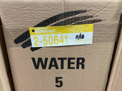 Used LOT OF (6) 5 GALLON CLEAR ITALIAN GLASS CARBOYS Restaurant Storage Containers Michigan US | Miedema Asset Management Group #1580129