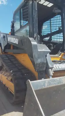 Used 2024 HYUNDAI HT100V Compact Track Loaders Florida US | National Equipment Dealers #1422542
