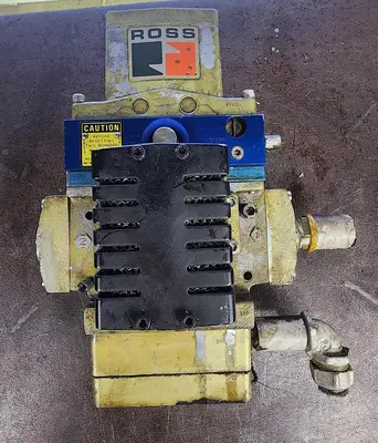 USED ROSS CONTROLS 3573A4202