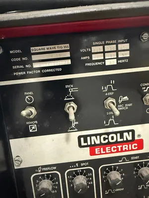 LINCOLN ELECTRIC TIG-355 Welder | Levy Recovery Group (4)