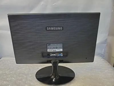USED SAMSUNG S22A300B