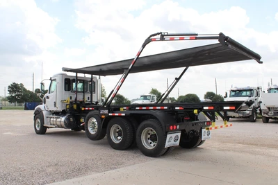 New | in-Stock 2027 WESTERN STAR 47X Hooklifts & Roll-Offs Texas US | Roll Off Truck World #1492010