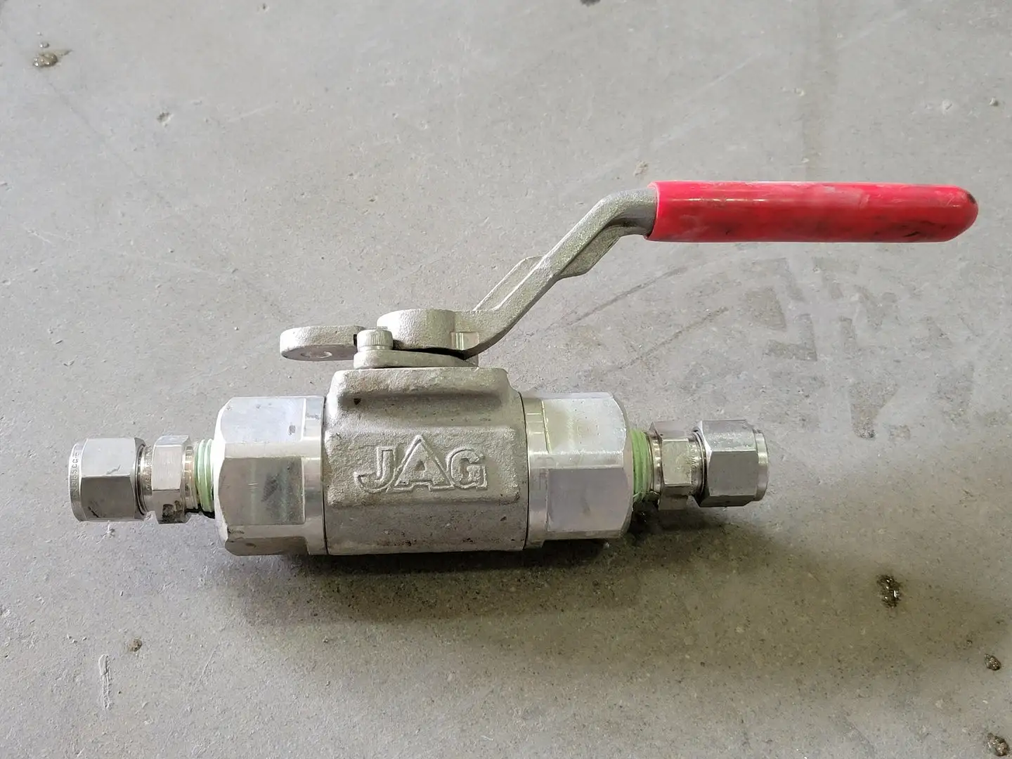 USED JAG T3F05T25A