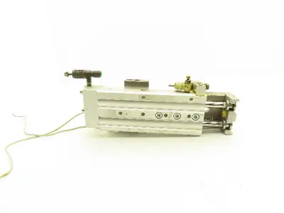 SMC MXQ25-100BSR Pneumatic Air Slide Table End Lock Cylinder 25mm x 100mm Stroke