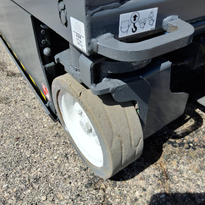 USED 2016 Skyjack SJ3219