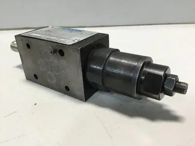 USED VICKERS DGMX2-3-PP-CW-S-40